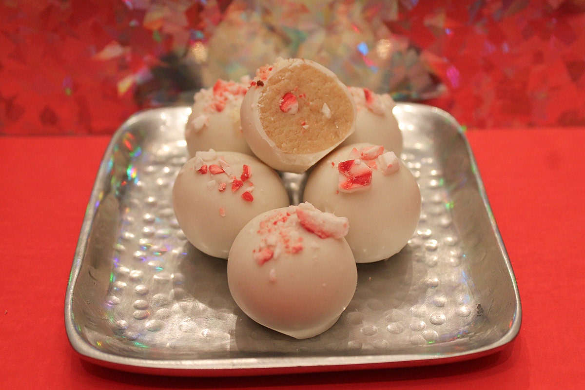 Candy Cane & Peppermint White Chocolate Covered Cake Bites – 1 Dozen