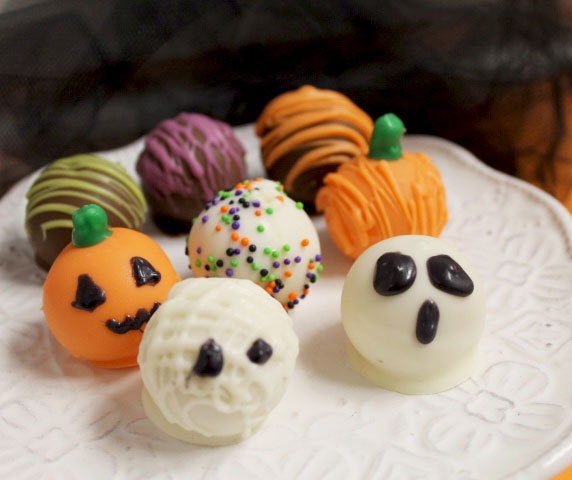 Halloween Chocolate Covered Cake Balls – 1 Dozen