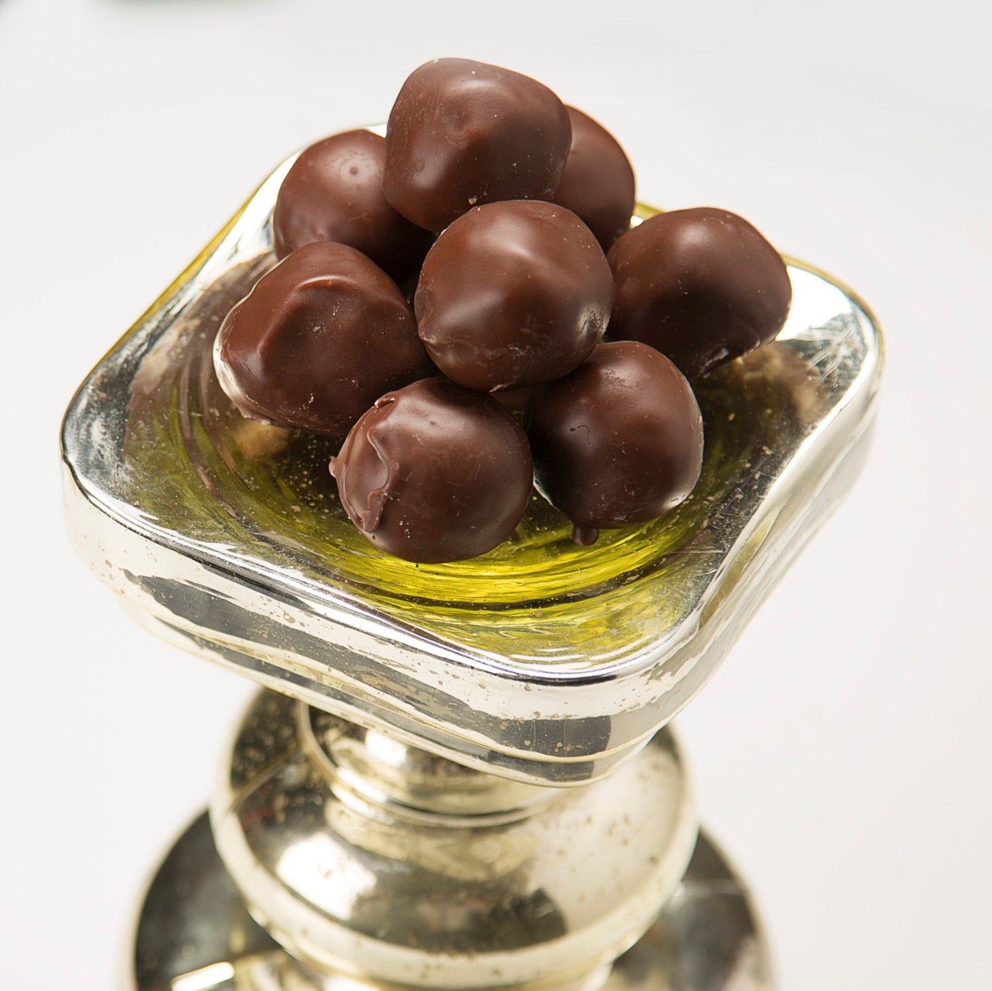 Kentucky Bourbon Balls – 1 Dozen