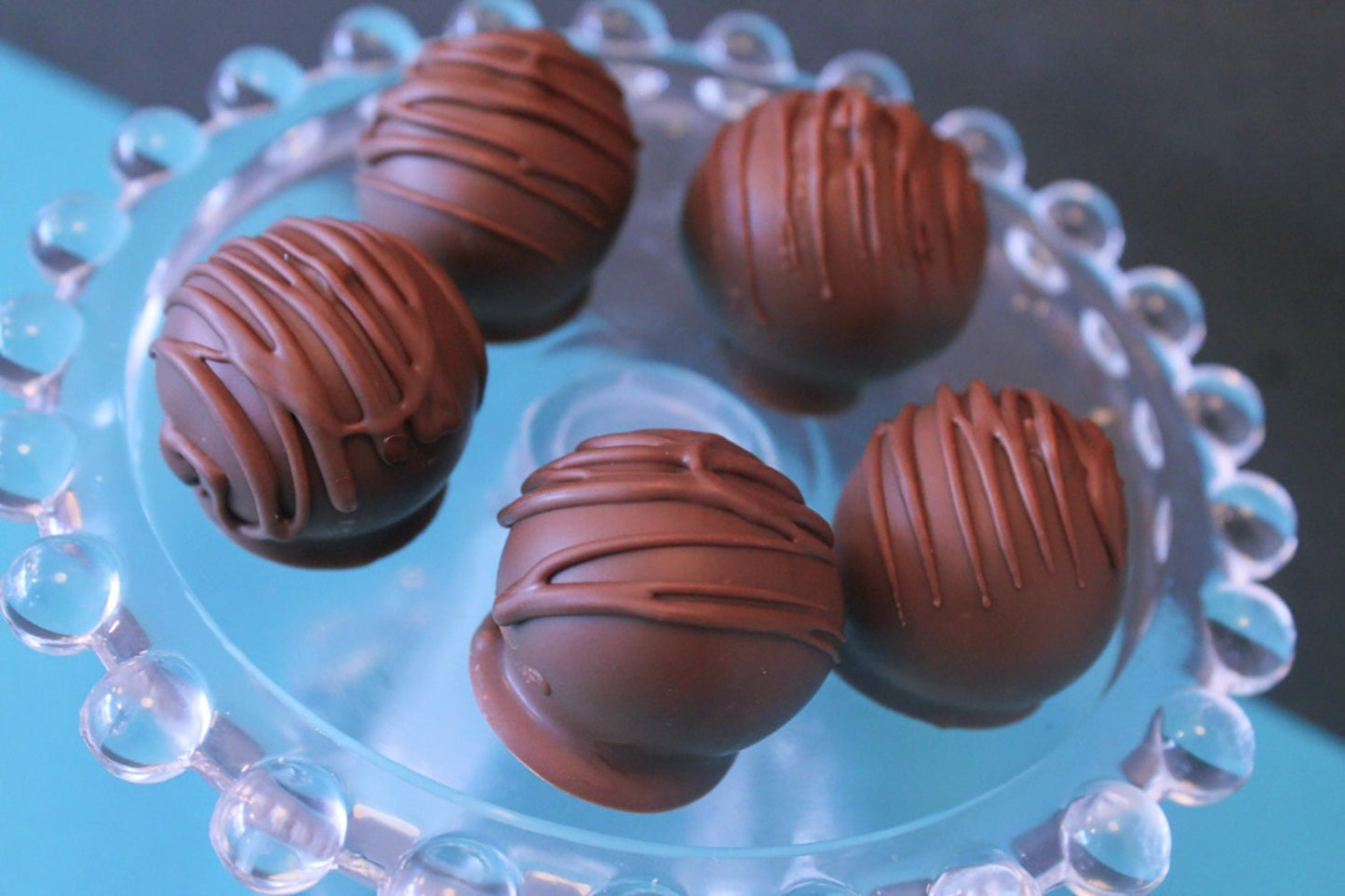 Chocolate Cake Bites, Gourmet Chocolate Cake Balls, Chocolate dipped treats, Old-Fashioned Dessert - 1 dozen
