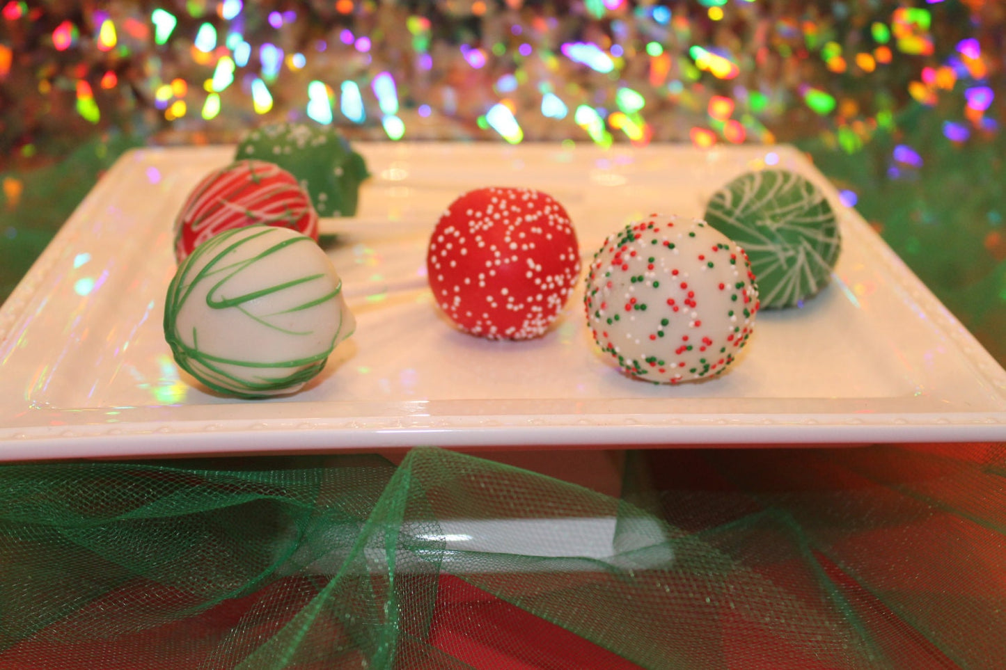 Chocolate Covered Christmas Cake Pops – Assorted Flavors – 1 Dozen