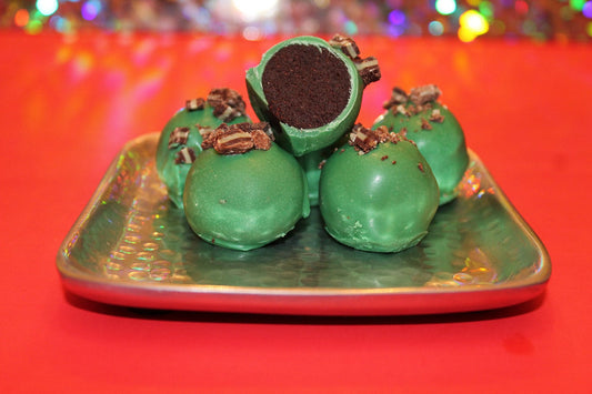 Mint Chocolate Chip White Chocolate Covered Christmas Cake Bites – 1 Dozen