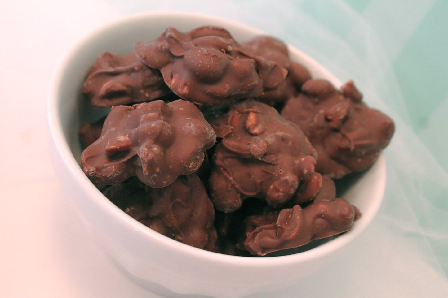 Chocolate Peanut Clusters – 2 Dozen