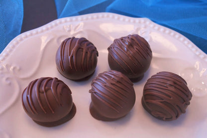 Chocolate Cake Bites, Gourmet Chocolate Cake Balls, Chocolate dipped treats, Old-Fashioned Dessert - 1 dozen