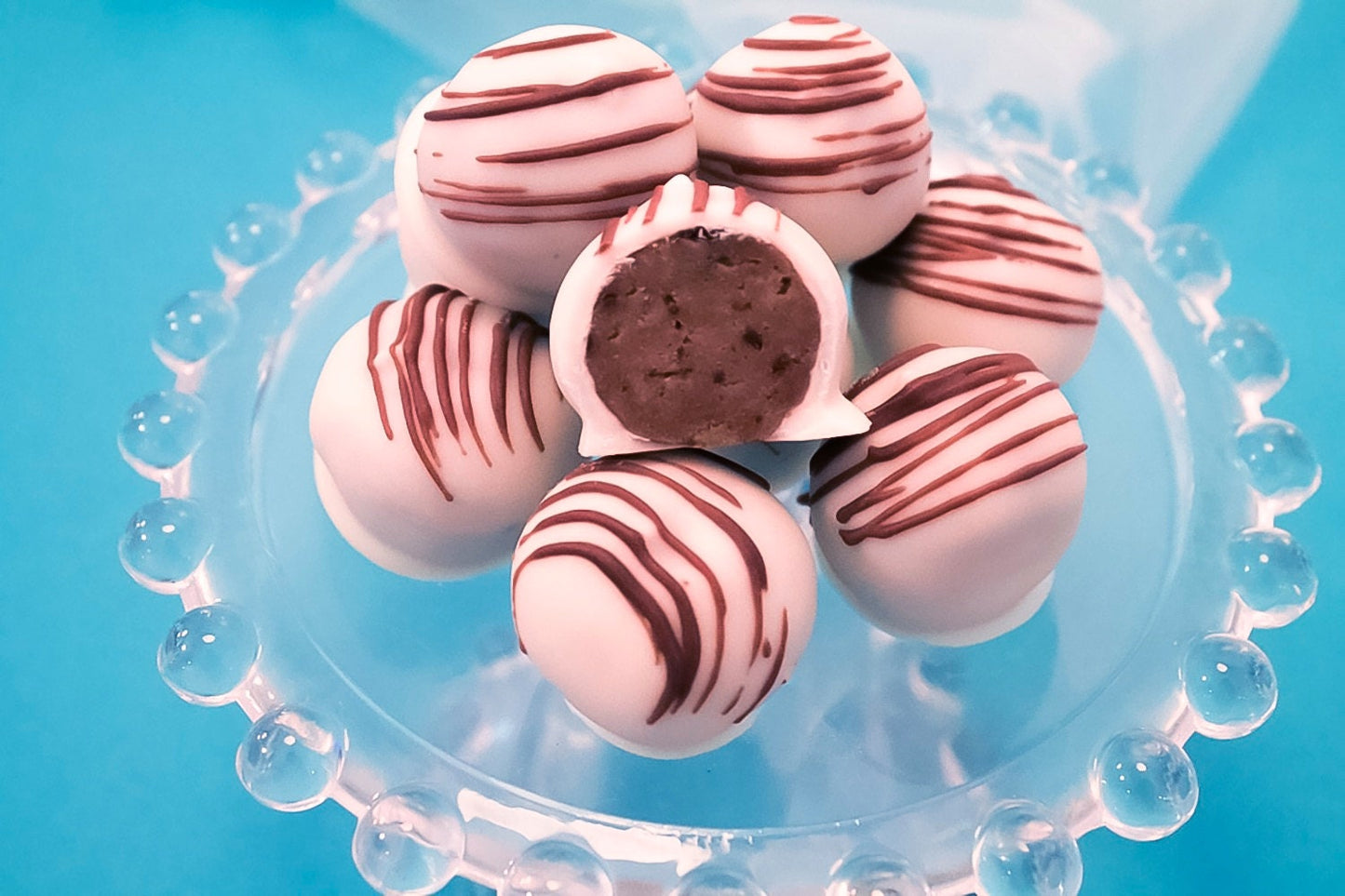 White Chocolate Dipped Chocolate Chip Cookie Ball Truffles – Chocolate Chip Cookie Bites - Chocolate Chip Cookie Balls - 1 Dozen